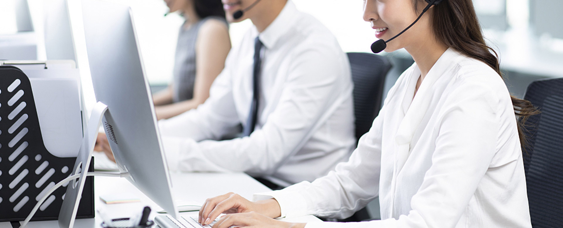 感應(yīng)加熱設(shè)備,淬火機(jī)床,高頻焊機(jī),中頻熔煉爐,鍛造爐,退火設(shè)備,超音頻感應(yīng)加熱設(shè)備,熔煉爐,東莞海德維科技有限公司