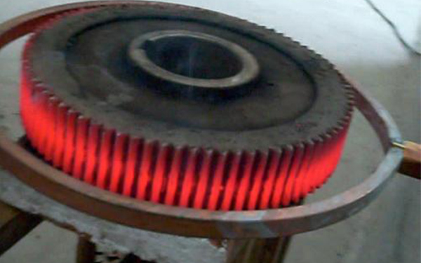 全自動(dòng)淬火機(jī)床生產(chǎn)